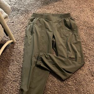 Old navy pants size m